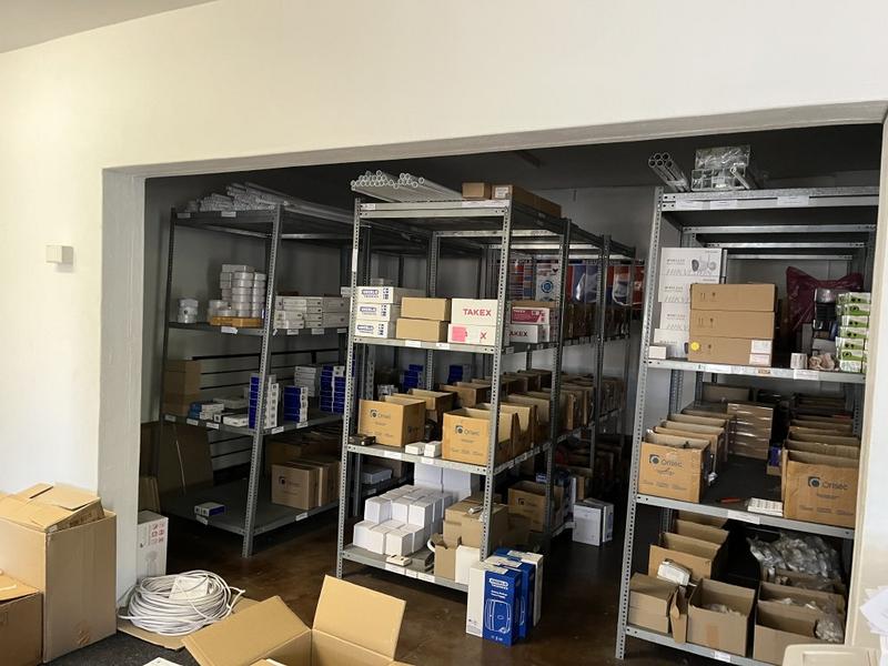 To Let commercial Property for Rent in Montague Gardens Western Cape